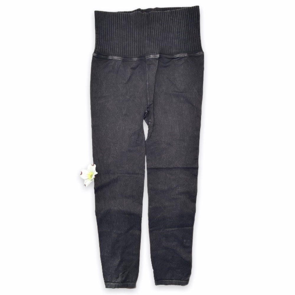 NEW Free People High-Rise 7/8 Length Good Karma Leggings, M/LG - Picture 7 of 14